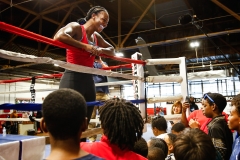 LR_SHO-MEDIA-WORKOUT-CLARESSA-SHIELDS-TRAPPFOTOS-10022019-4734