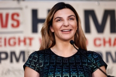 LR_SHO-SHIELDS VS HAMMER PRESSER-CHRISTINA HAMMER-TRAPPFOTOS-02262019-4001