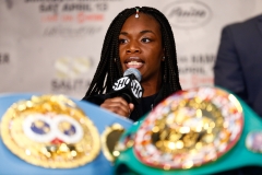 LR_SHO-SHIELDS VS HAMMER PRESSER-CLARESSA SHIELDS-TRAPPFOTOS-02262019-4077